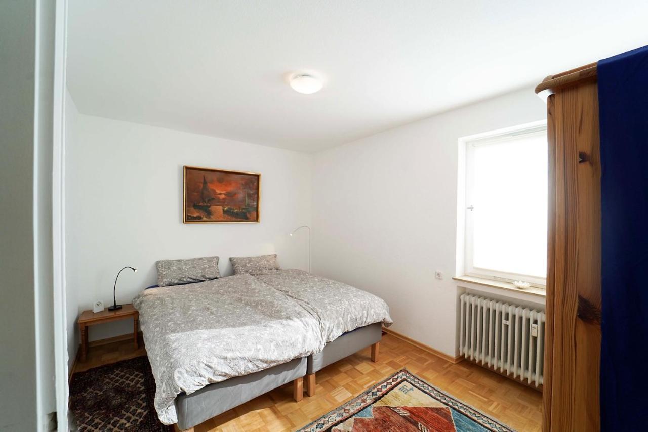 Ferienwohnung Im Haus Lotus Mit Grossem Balkon Und Garten Bad Urach Exterior photo